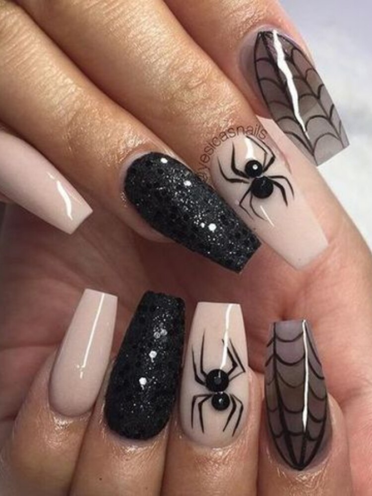 acrilico-diseno-unas-de-halloween-7