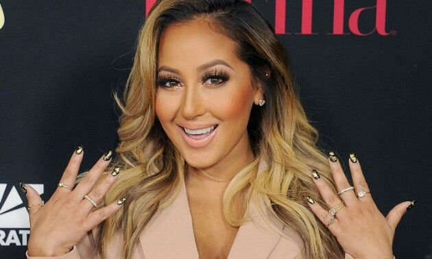 adrienne-bailon-diseno-de-unas-3