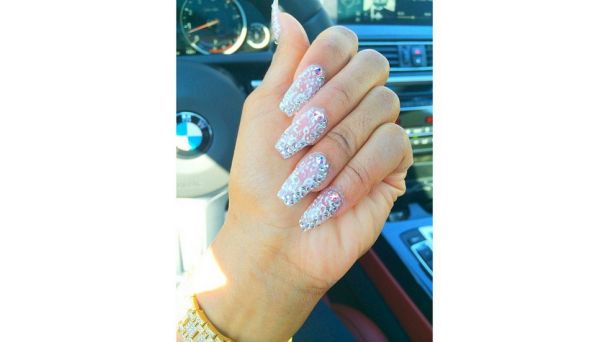adrienne-bailon-diseno-de-unas-6