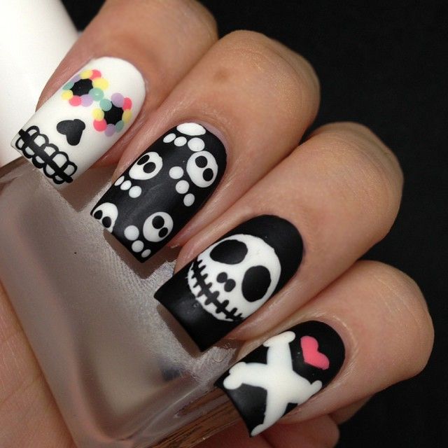 Calavera Diseño De Uñas Halloween