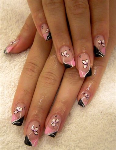 Diseño De Flores Con Gel en Uñas Manos