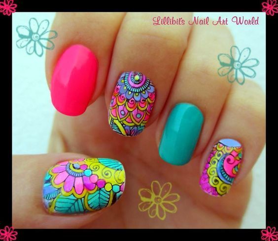 diseno-de-mandala-a-color-para-unas-2