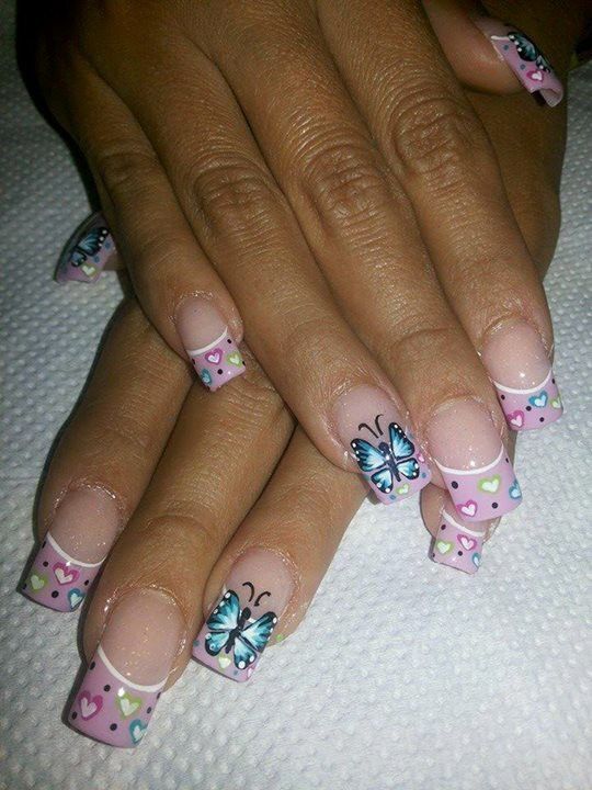 diseno-de-mariposas-y-corazones-en-unas-3