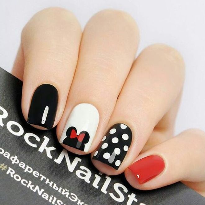 diseno-de-mickey-en-unaa-3