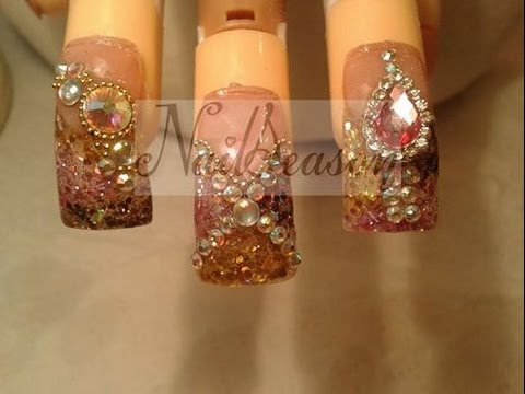 Diseño De Piedra Con Balines De Uñas Acrí­licas
