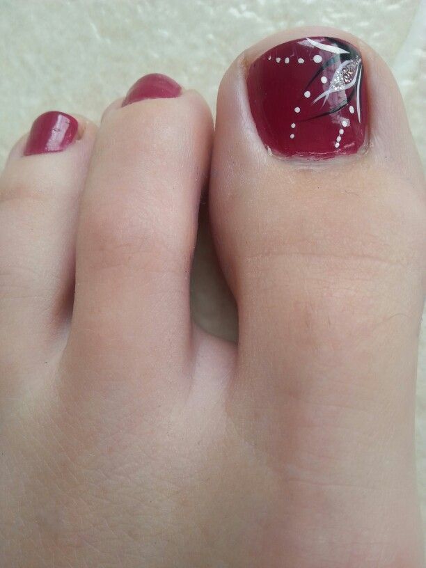 diseno-de-una-rojo-en-natural-en-pies-6