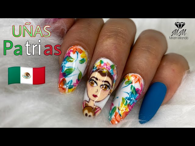 diseno-de-unas-a-mano-alzada-frida-khalo-5