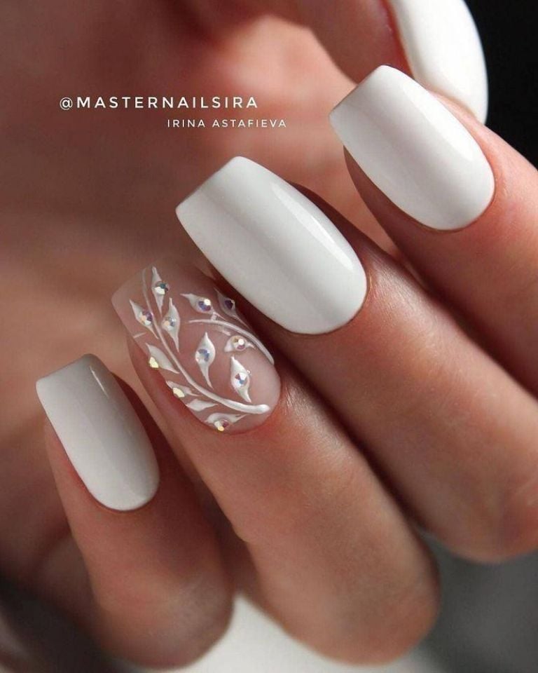 diseno-de-unas-a-mano-alzada-para-novia-6