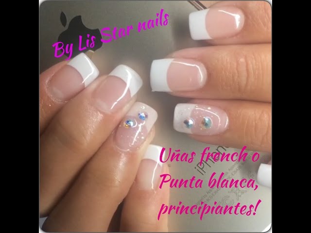 diseno-de-unas-acrilicas-de-color-con-punta-blanca-4