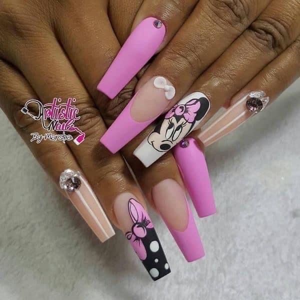 diseno-de-unas-acrilicas-minnie-2