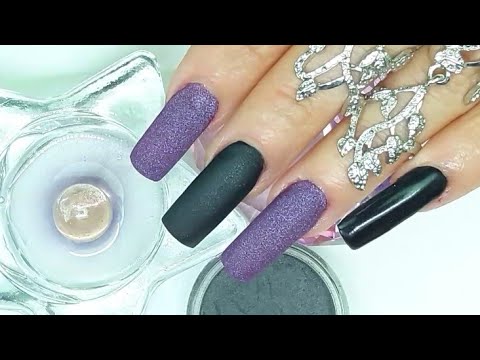 diseno-de-unas-acrilicas-negras-con-morado-3