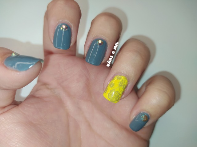 diseno-de-unas-amarillo-y-gris-6