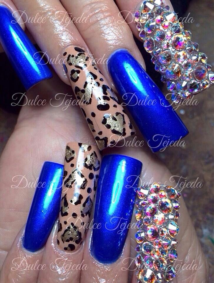 diseno-de-unas-azul-animal-print-6