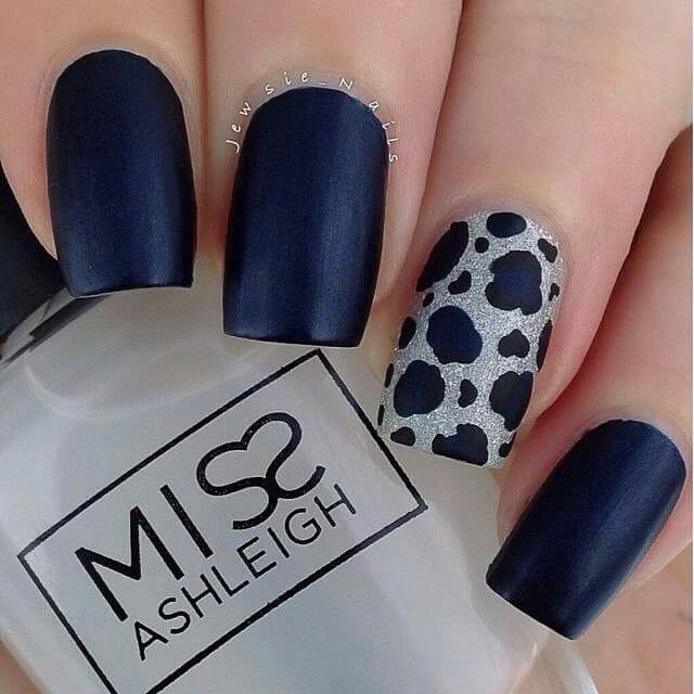diseno-de-unas-azul-animal-print-7