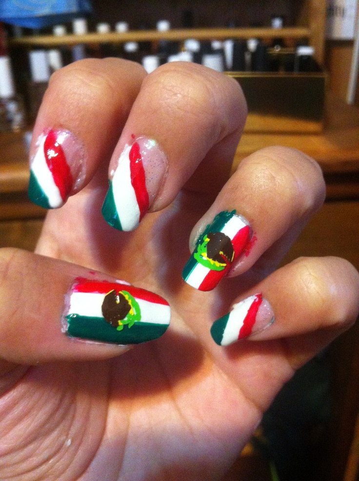 diseno-de-unas-bandera-mexicana-3