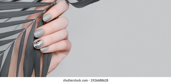 diseno-de-unas-barniz-gris-7