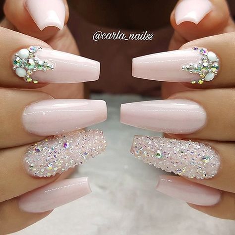 diseno-de-unas-blancas-pixie-3