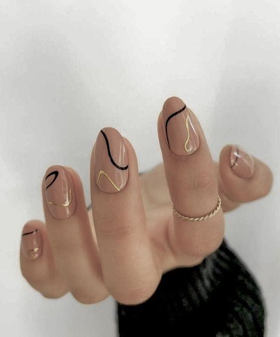 diseno-de-unas-claras-y-oscuras-4