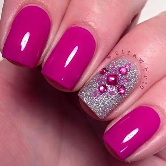 Diseño De Uñas Color Rosa Mexicano
