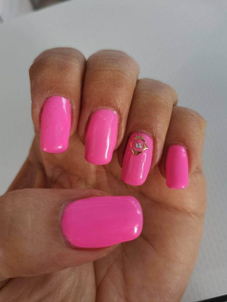 diseno-de-unas-color-rosa-mexicano-7