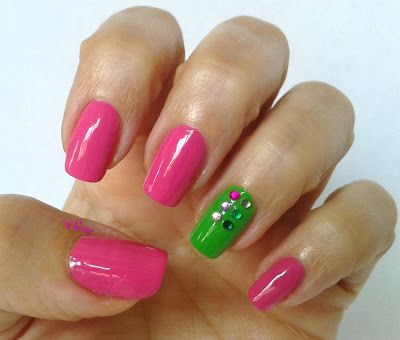dise-o-de-u-as-con-color-verde-y-rosa-ideas-e-im-genes