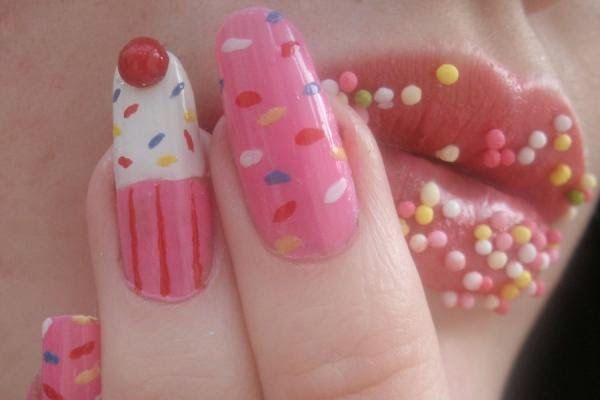 diseno-de-unas-con-cup-cupcakes-3