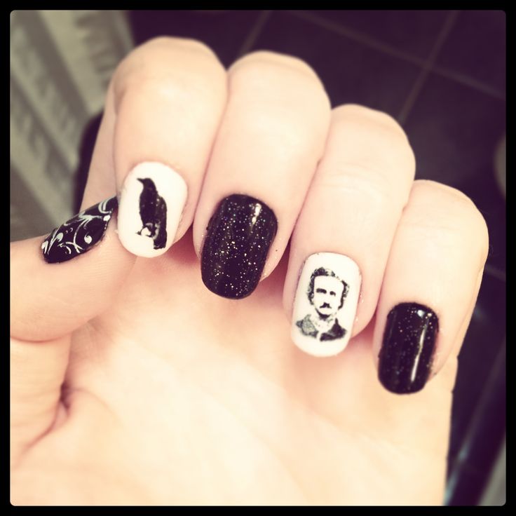 Diseño De Uñas Con Edgar Allan Poe