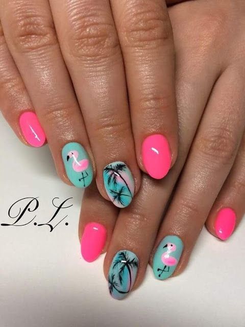Diseño De Uñas Con Flamencos