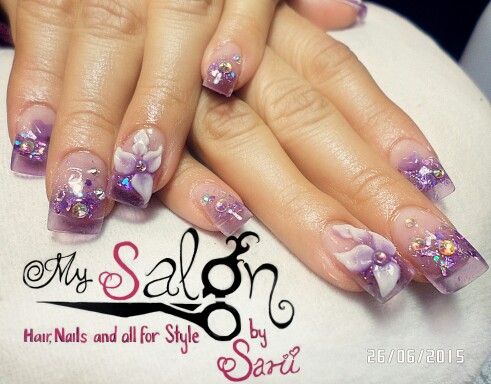 diseno-de-unas-con-grecas-morado-3