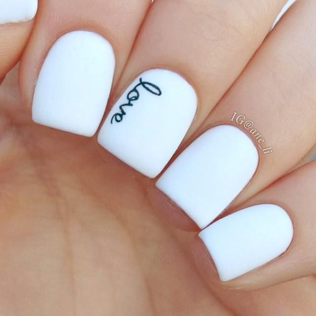 diseno-de-unas-con-la-palabra-love-6