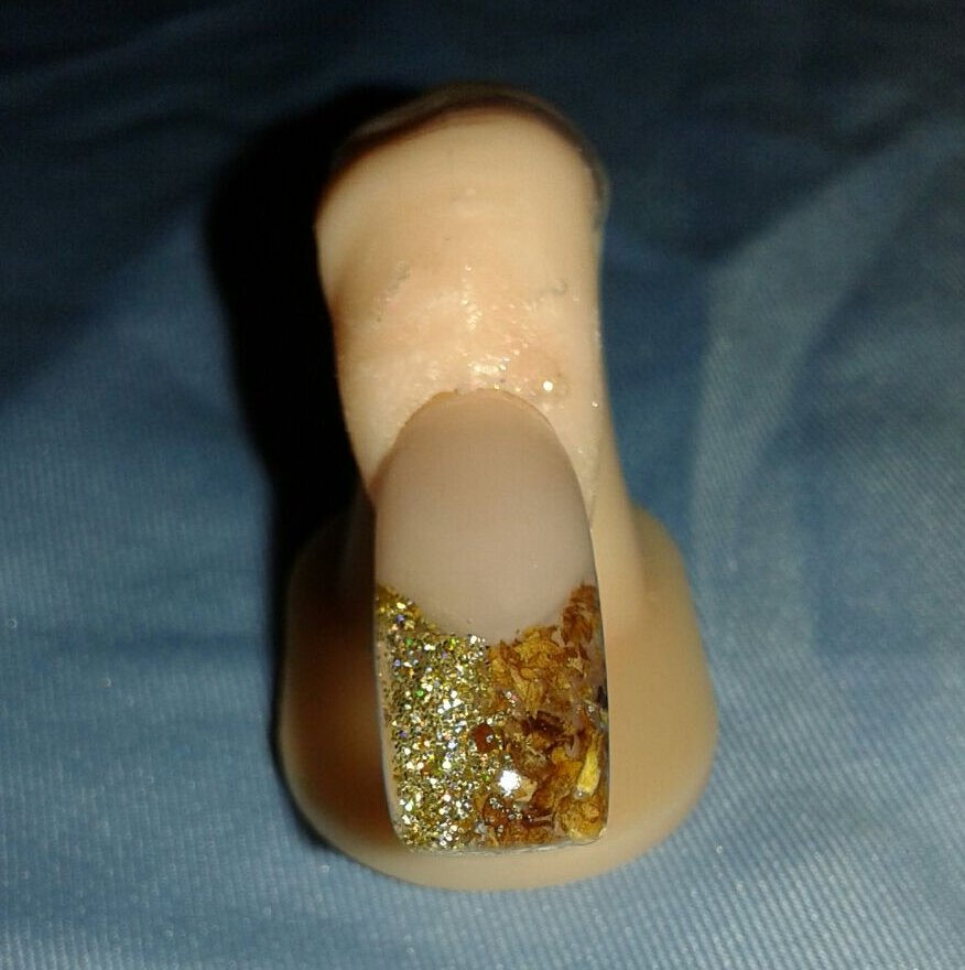 diseno-de-unas-con-tabaco-3