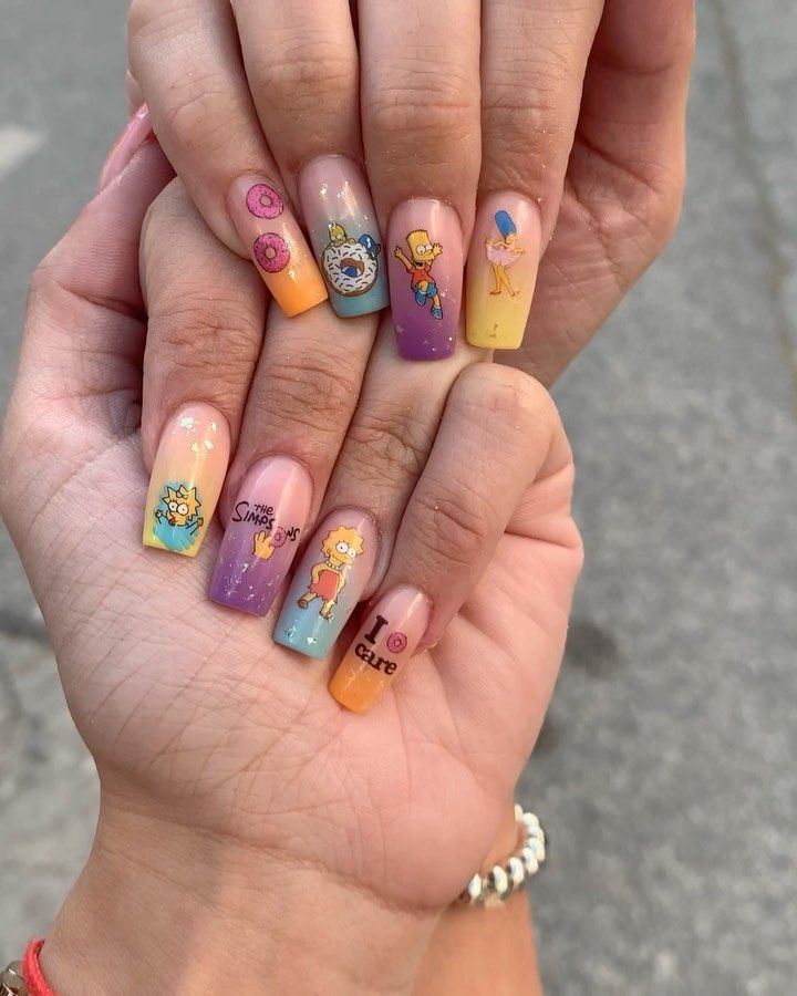 diseno-de-unas-de-los-simpson-5