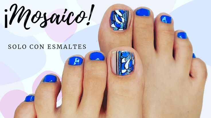 diseno-de-unas-de-pies-azul-y-negro-4