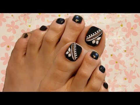 diseno-de-unas-de-pies-con-negro-2