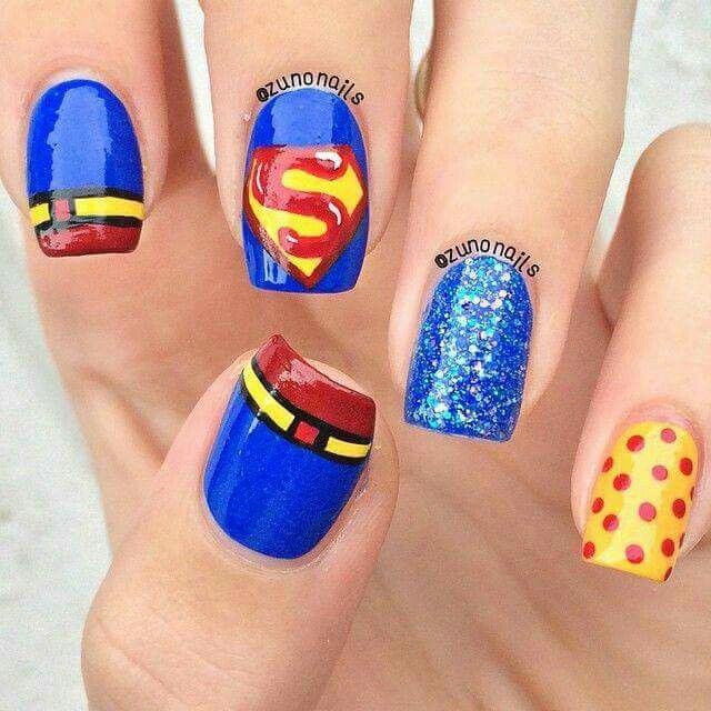 Diseño De Uñas De Superman
