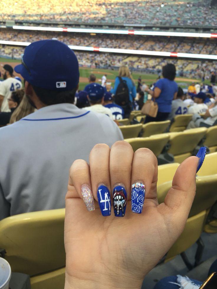 diseno-de-unas-dodgers-7