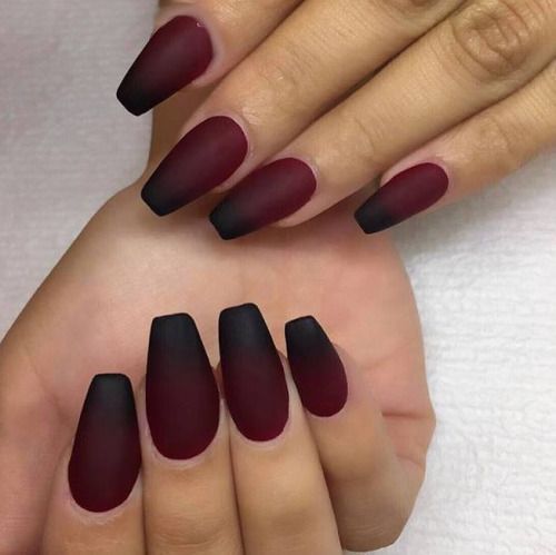 diseno-de-unas-elegantes-guindas-con-negro-3