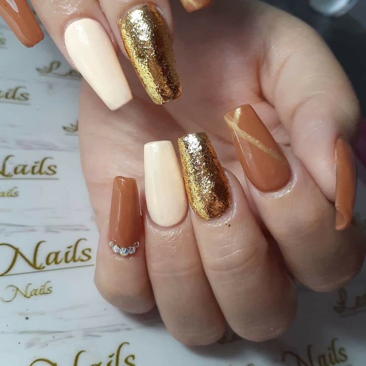 diseno-de-unas-en-amarillo-y-nude-6