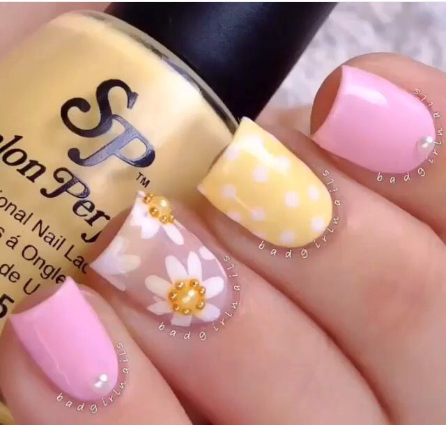 diseno-de-unas-en-amarillo-y-nude-7