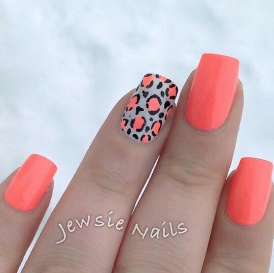 diseno-de-unas-en-color-naranja-neon-4