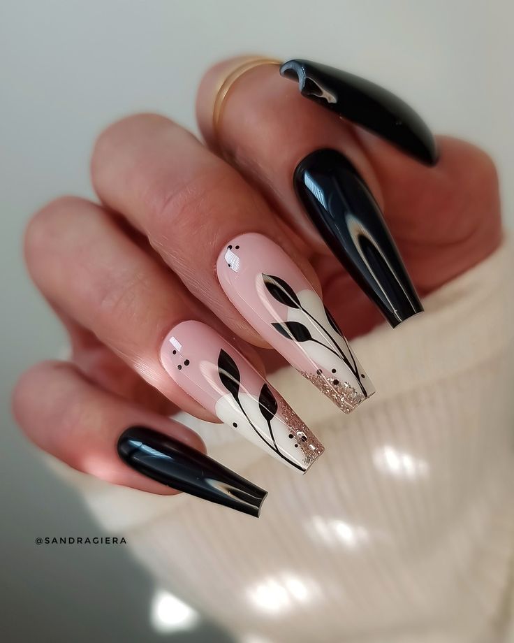 diseno-de-unas-en-forma-ballerina-sencillas-color-negro-6