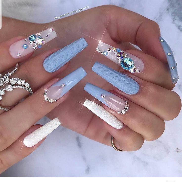 diseno-de-unas-en-gelish-y-swarovky-7