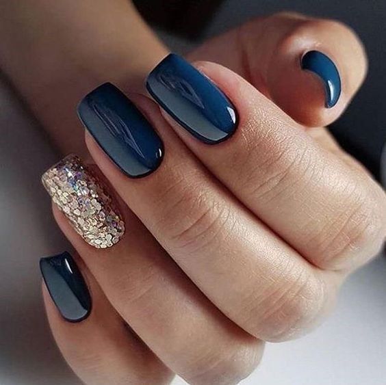 diseno-de-unas-en-gris-y-azul-marino-3
