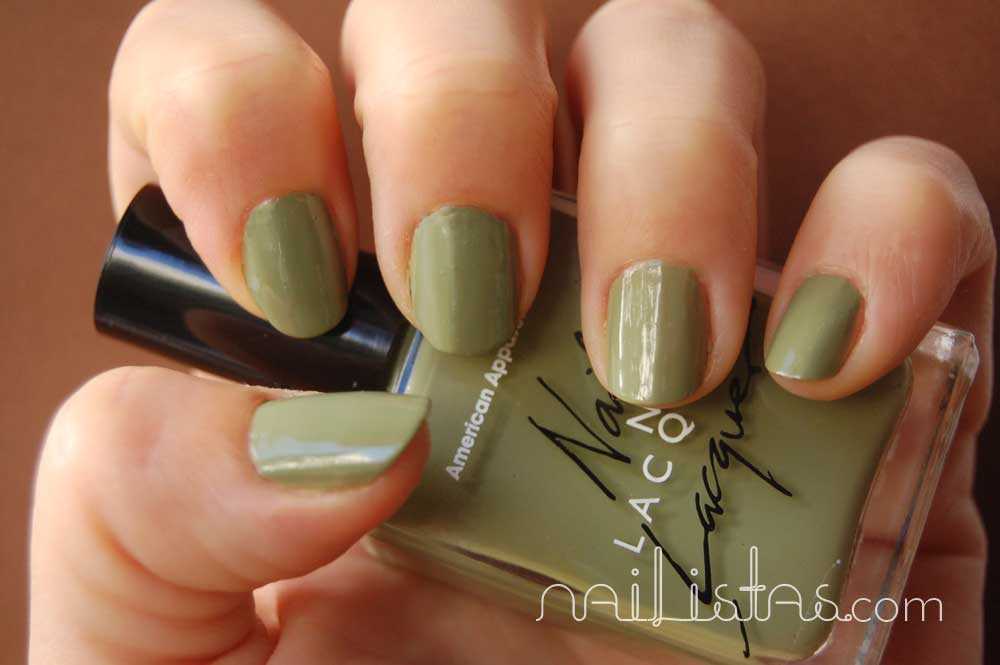 diseno-de-unas-en-tono-verde-militar-4