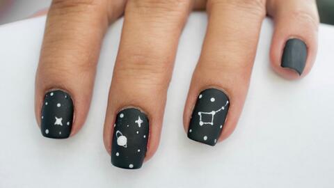 diseno-de-unas-estrellitas-6