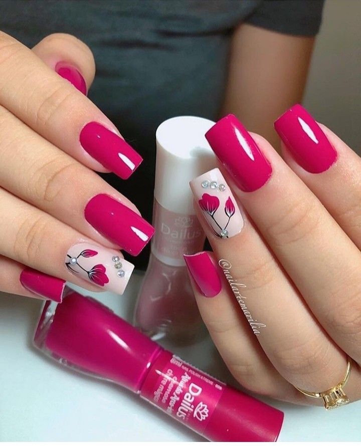 diseno-de-unas-fucsia-y-plateado-6
