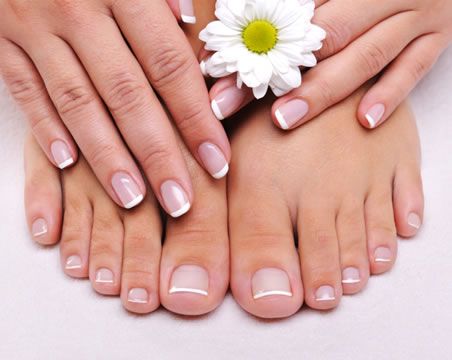 Diseño De Uñas Manos Y Pies Frances