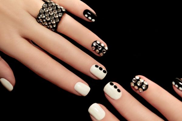diseno-de-unas-naturales-con-esmalte-paso-a-paso-4