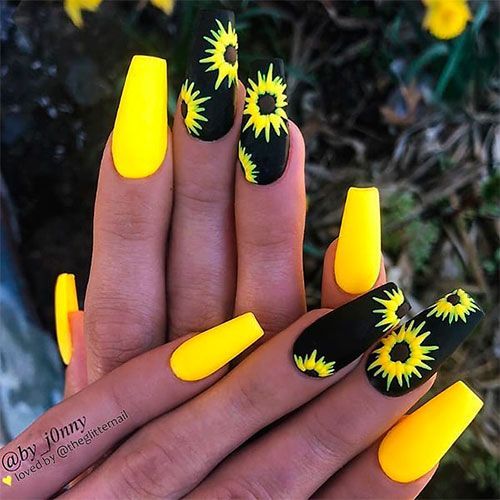 diseno-de-unas-negras-con-girasoles-7