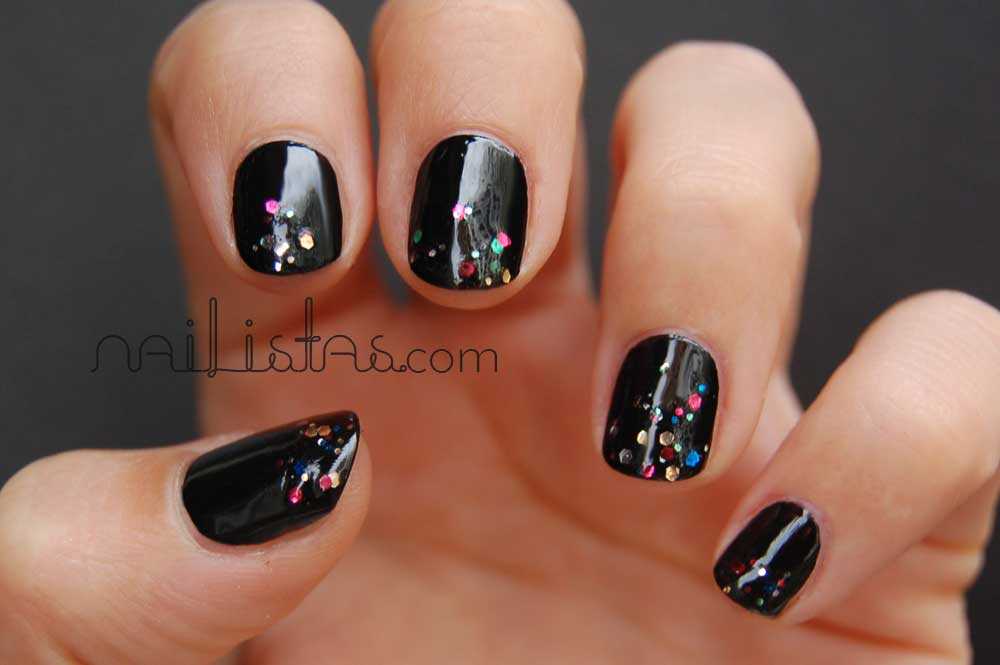 diseno-de-unas-negro-confeti-7